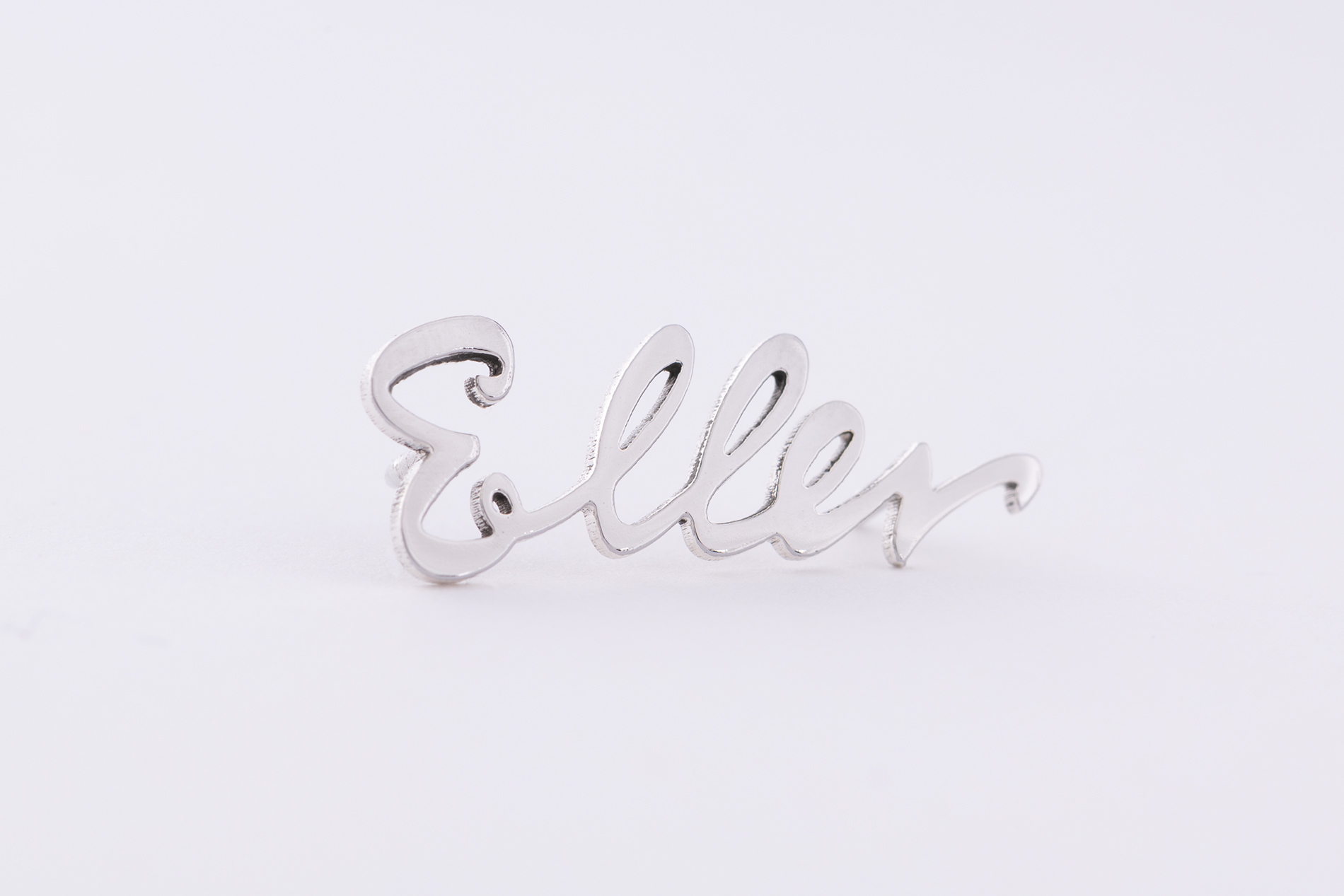 Elleri rinnamärk. Eesti. MERI